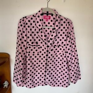 Victoria’s Secret long flannel polka-dot pajama set. Size: Large